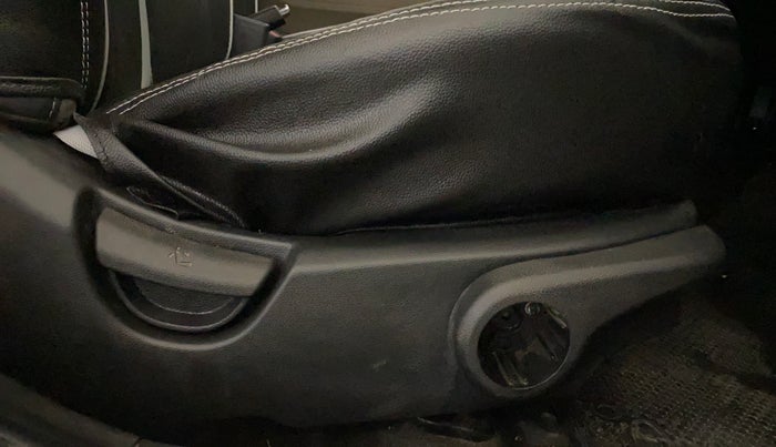 2015 Hyundai Xcent S 1.2, Petrol, Manual, 18,297 km, Driver Side Adjustment Panel