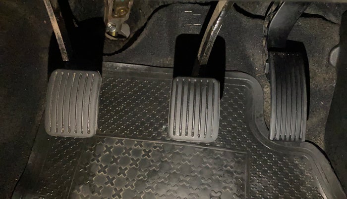 2015 Hyundai Xcent S 1.2, Petrol, Manual, 18,297 km, Pedals