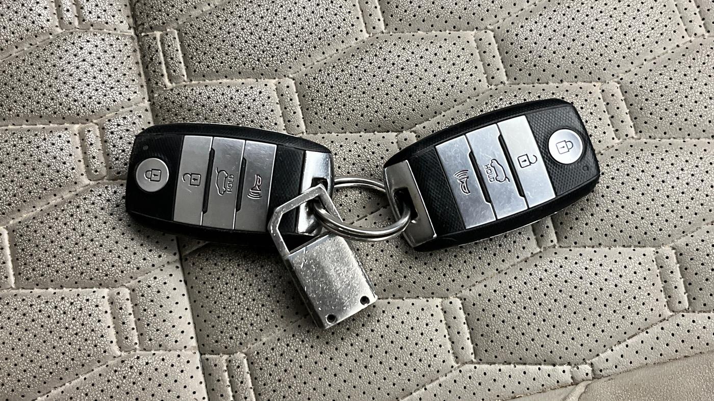 2020 KIA SELTOS HTX 1.5 PETROL, Petrol, Manual, 35,616 km, Key Close Up