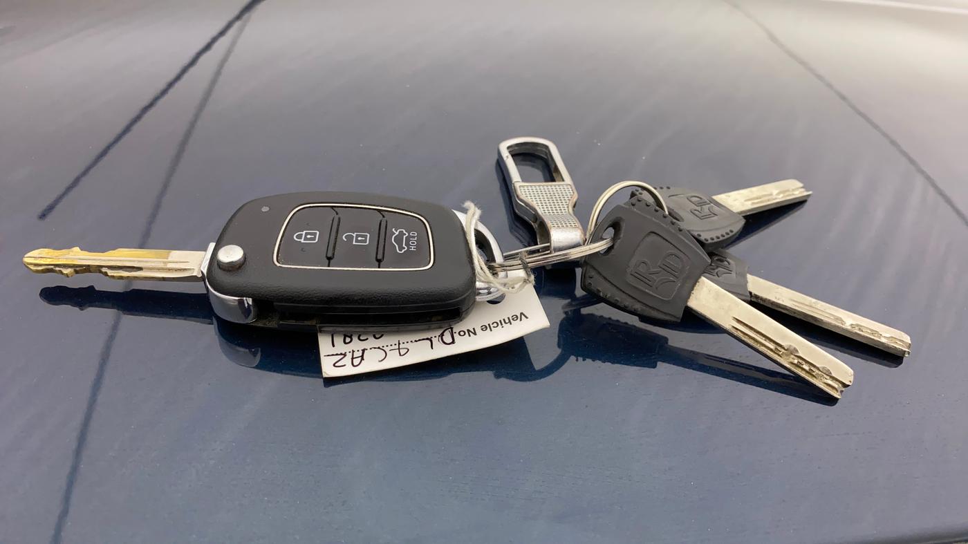 2021 Hyundai GRAND I10 NIOS MAGNA AMT 1.2 KAPPA VTVT, Petrol, Automatic, 27,300 km, Key Close Up