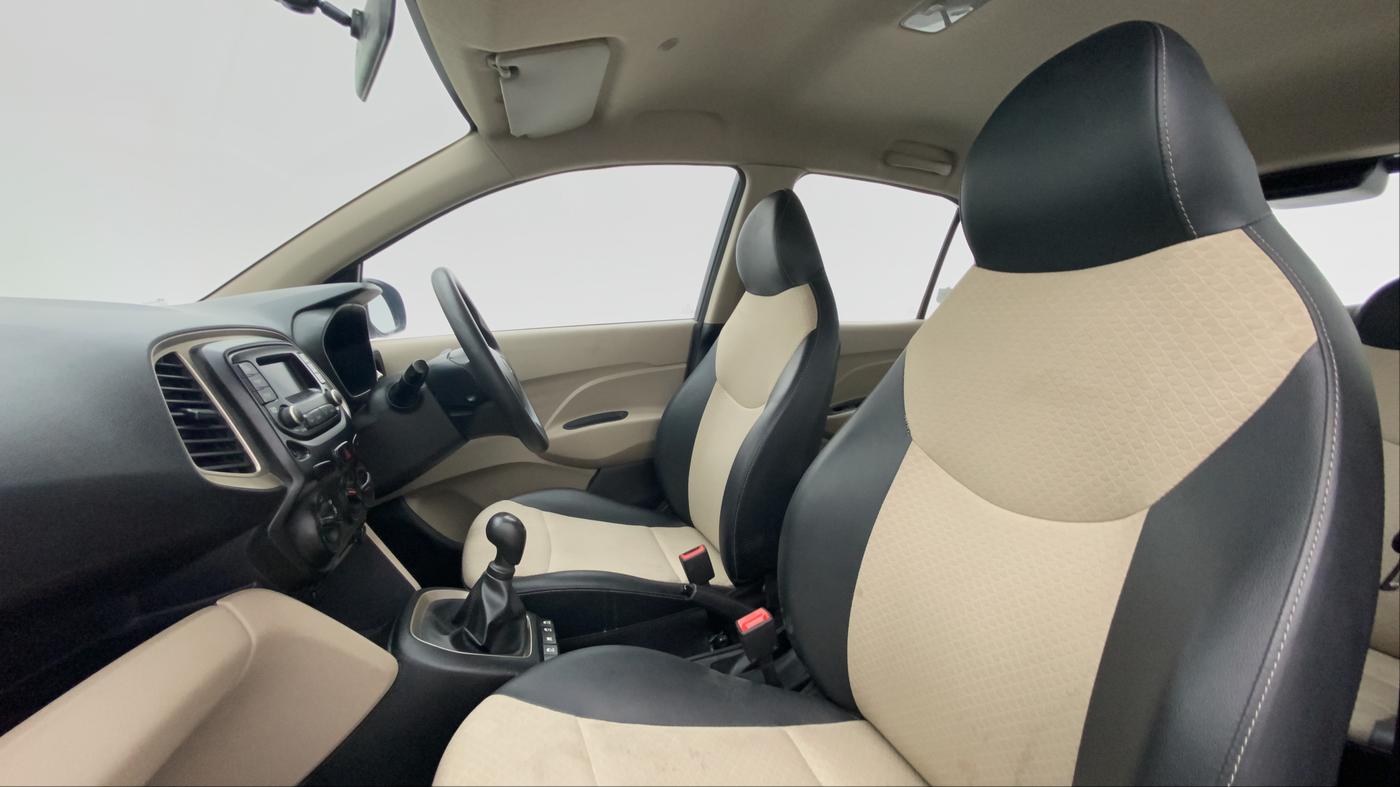 2020 Hyundai NEW SANTRO MAGNA, Petrol, Manual, 17,851 km, Right Side Front Door Cabin