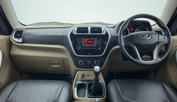 2017 Mahindra TUV300 T8, Diesel, Manual, 30,962 km, Dashboard