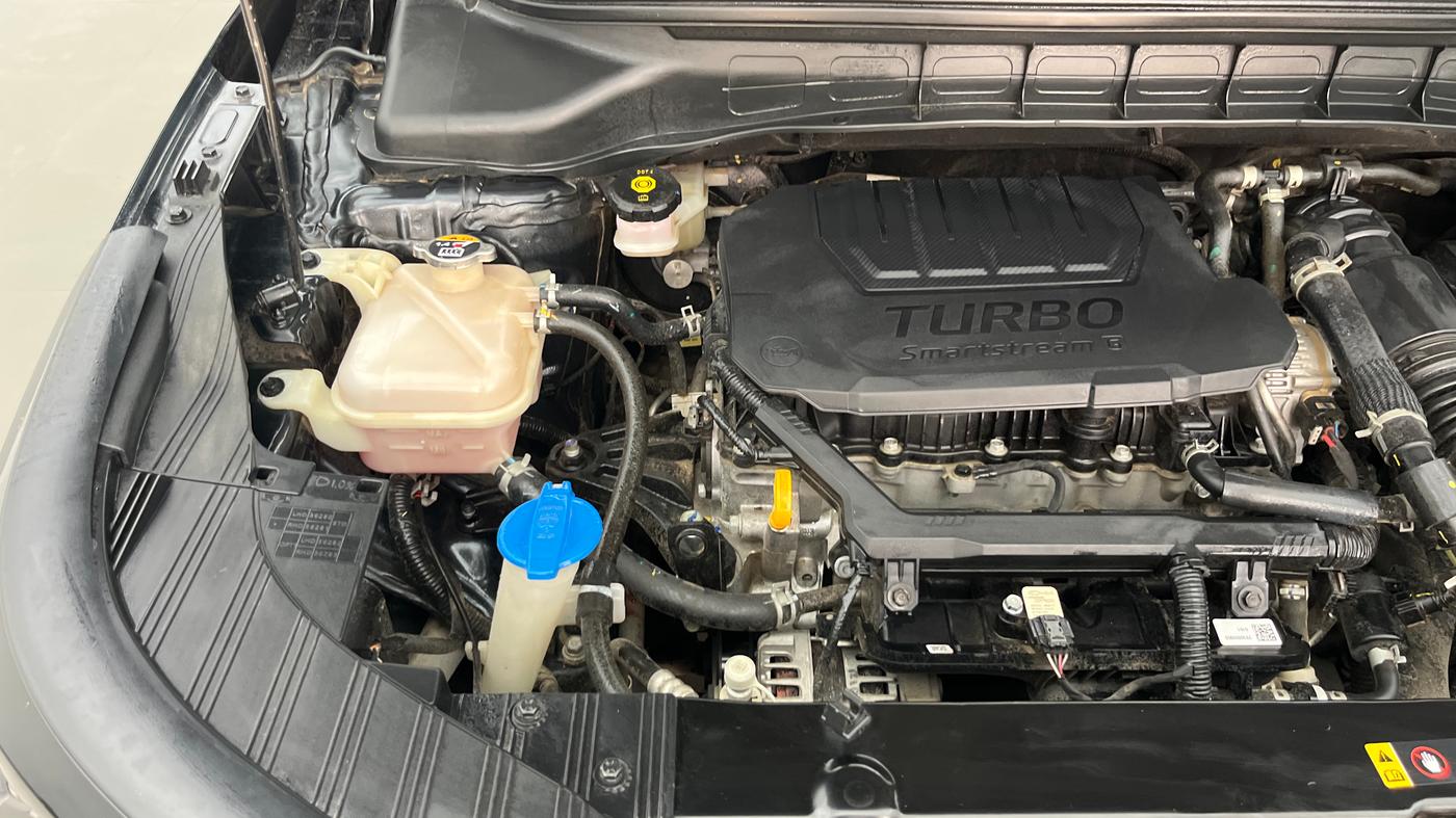 2023 KIA CARENS  PRESTIGE 1.5 TURBO PETROL IMT 7 STR , Petrol, Manual, 34,046 km, Engine View - Right