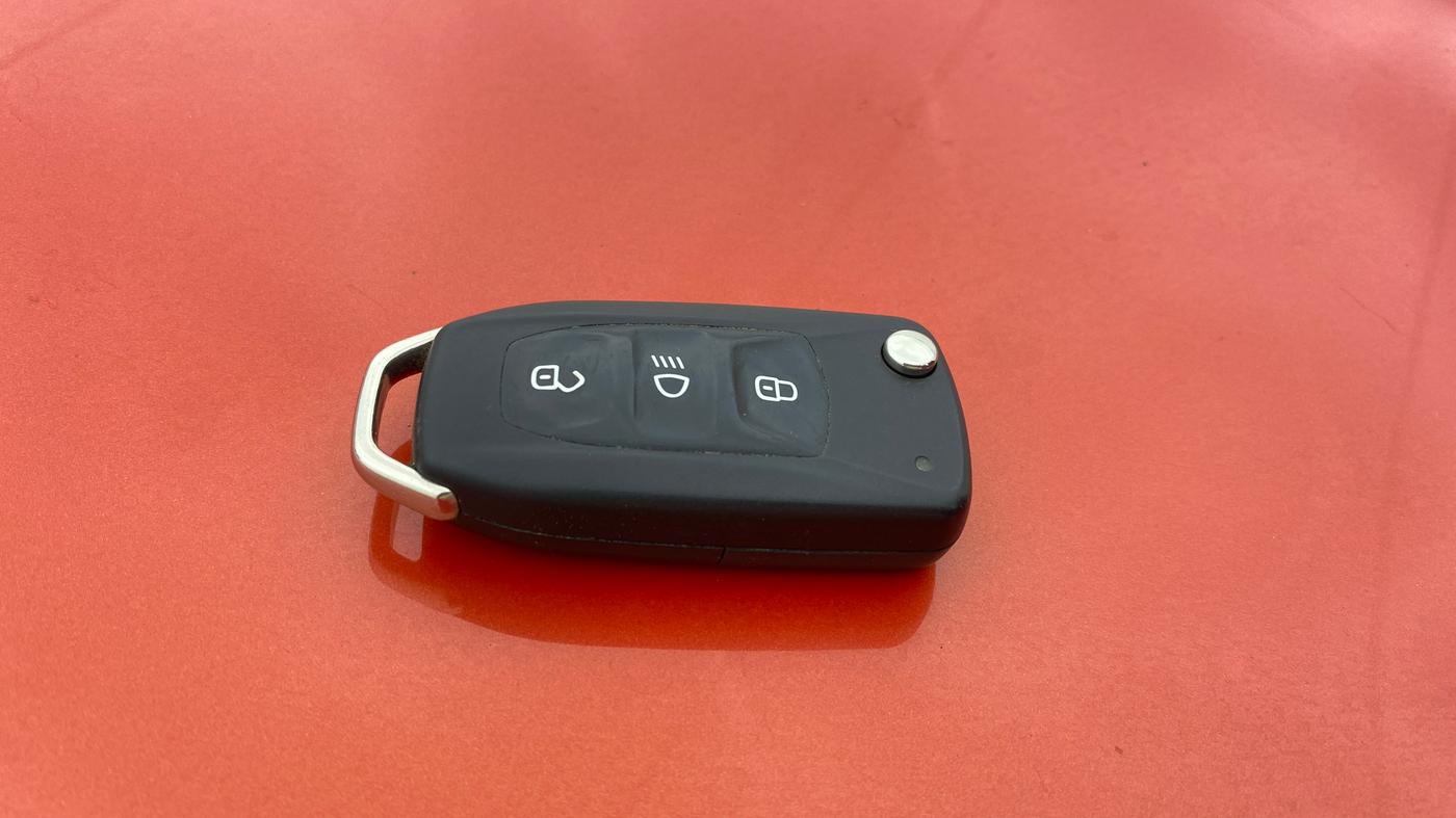 2024 Tata NEXON Pure 1.2 Petrol 6AMT, Petrol, Manual, 28,290 km, Key Close Up