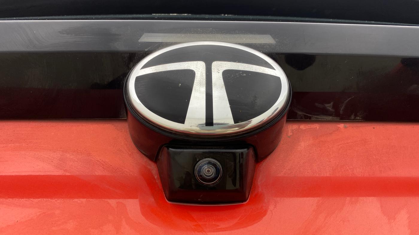 2024 Tata NEXON Pure 1.2 Petrol 6AMT, Petrol, Manual, 28,290 km, Parking Camera