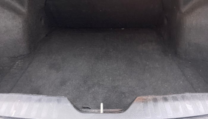 2022 Maruti Ciaz DELTA 1.5 SHVS MT PETROL, Petrol, Manual, 39,846 km, Boot Inside