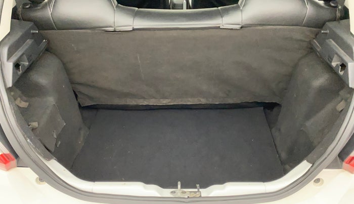 2021 Tata Tiago XTA PETROL, Petrol, Automatic, 18,989 km, Dicky (Boot door) - Parcel tray missing