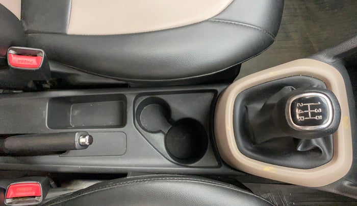 2016 Hyundai Grand i10 ASTA 1.2 KAPPA VTVT, Petrol, Manual, 60,771 km, Gear Lever