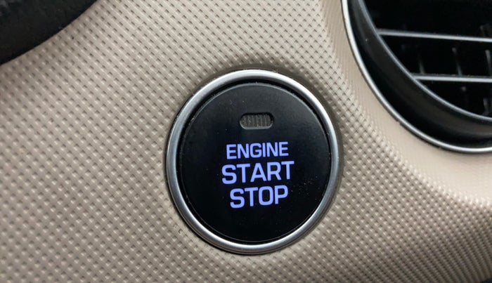 2016 Hyundai Grand i10 ASTA 1.2 KAPPA VTVT, Petrol, Manual, 60,771 km, Keyless Start/ Stop Button