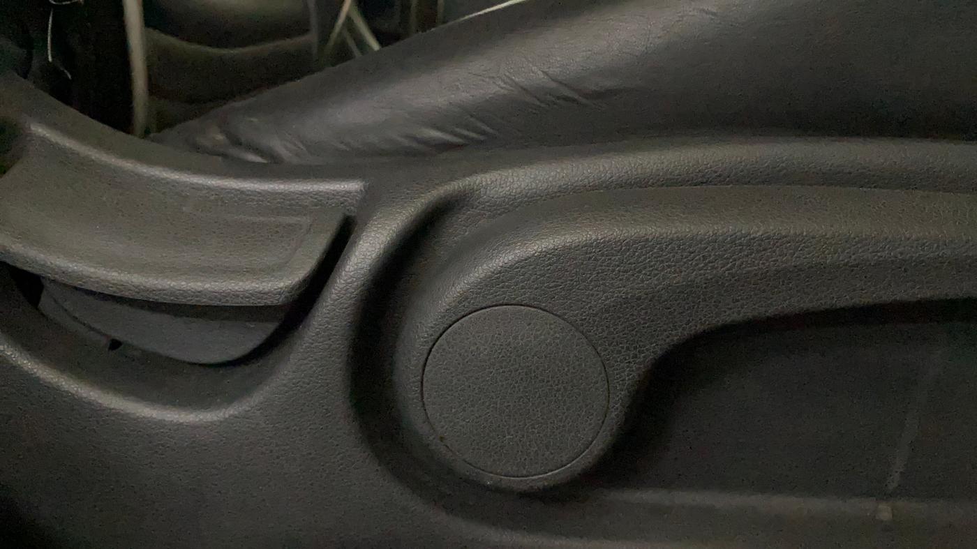 2019 Hyundai Verna 1.6 VTVT SX, Petrol, Manual, 16,490 km, Driver Side Adjustment Panel