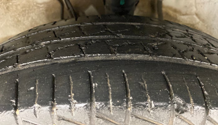 2020 Maruti Alto VXI, Petrol, Manual, 36,928 km, Left Front Tyre Tread