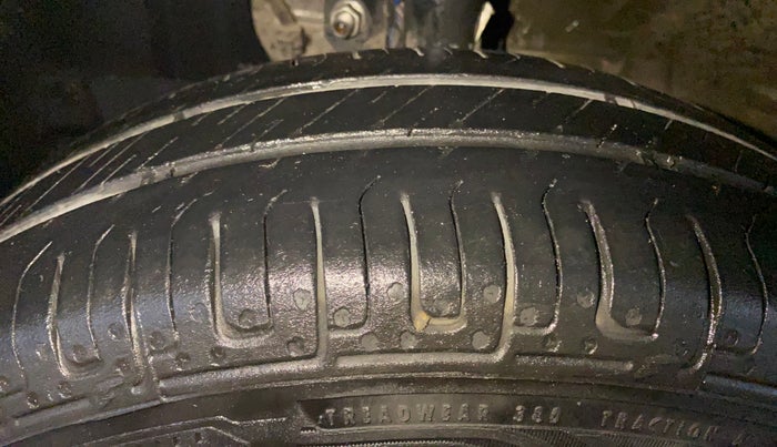 2021 Maruti New Wagon-R LXI CNG 1.0, CNG, Manual, 70,842 km, Left Front Tyre Tread