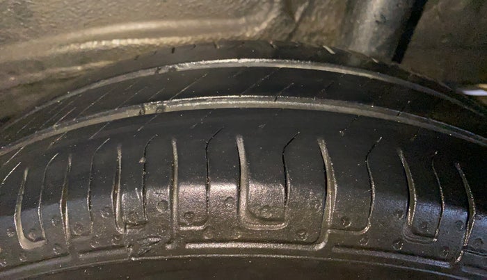 2021 Maruti New Wagon-R LXI CNG 1.0, CNG, Manual, 70,842 km, Left Rear Tyre Tread