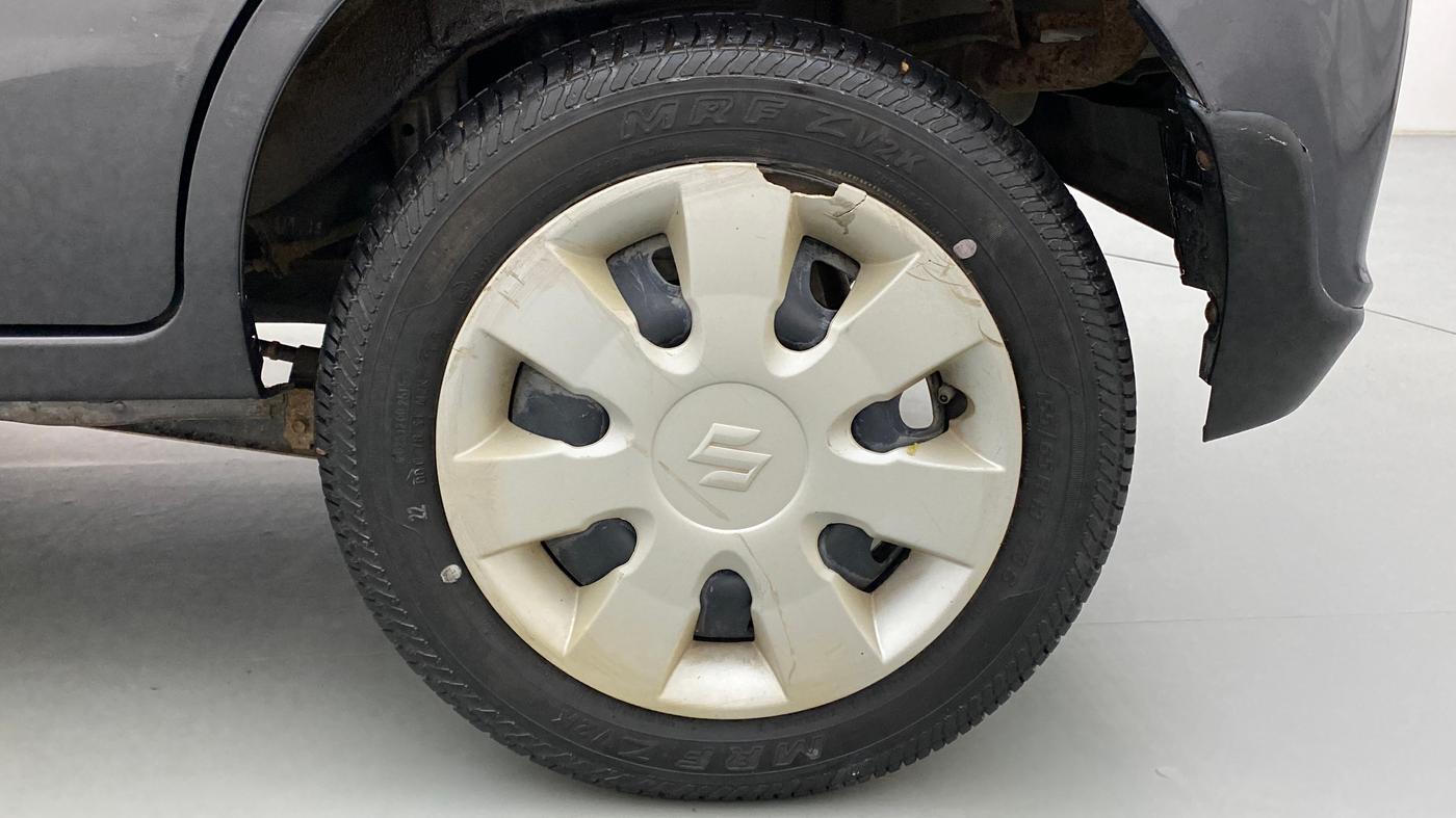 2015 Maruti Alto K10 VXI P, Petrol, Manual, 44,073 km, Left Rear Wheel