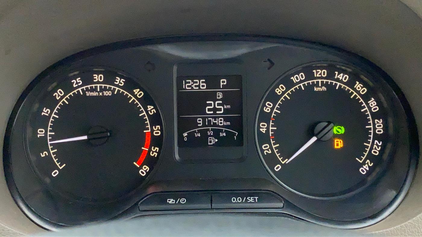 2016 Skoda Rapid 1.5 TDI AT STYLE PLUS, Diesel, Automatic, 92,419 km, Odometer Image