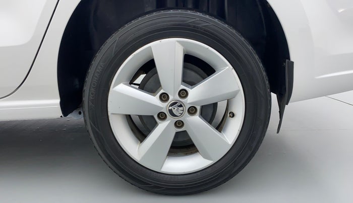 2016 Skoda Rapid 1.5 TDI AT STYLE PLUS, Diesel, Automatic, 92,419 km, Left Rear Wheel
