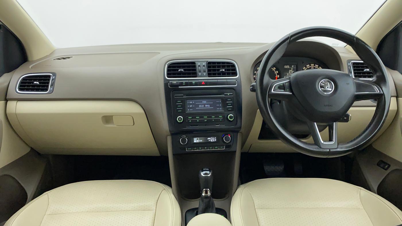 2016 Skoda Rapid 1.5 TDI AT STYLE PLUS, Diesel, Automatic, 92,419 km, Dashboard