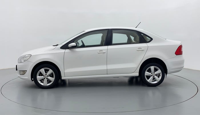 2016 Skoda Rapid 1.5 TDI AT STYLE PLUS, Diesel, Automatic, 92,419 km, Left Side