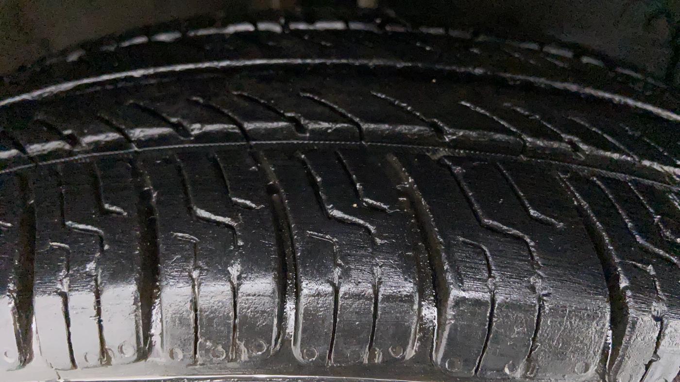 2012 Maruti Swift Dzire VDI BS IV, Diesel, Manual, 348 km, Left Rear Tyre Tread