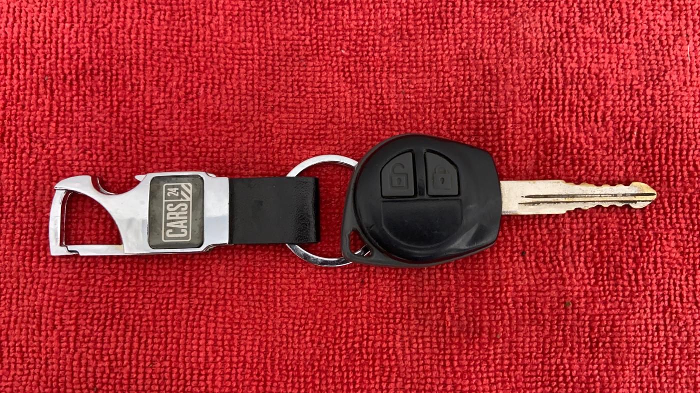 2012 Maruti Swift Dzire VDI BS IV, Diesel, Manual, 348 km, Key Close Up