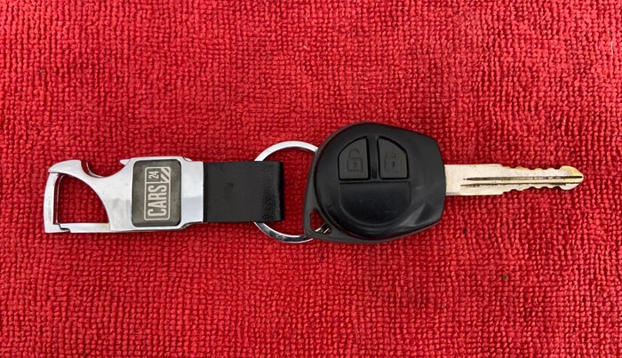 2012 Maruti Swift Dzire VDI BS IV, Diesel, Manual, 348 km, Key Close Up