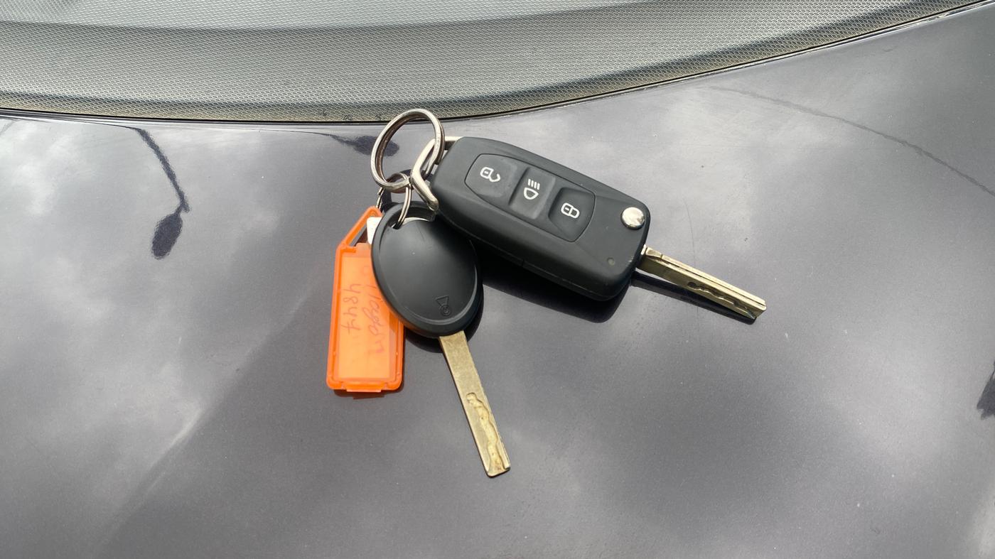 2022 Tata Tiago XZ PLUS CNG, CNG, Manual, 16,839 km, Key Close Up