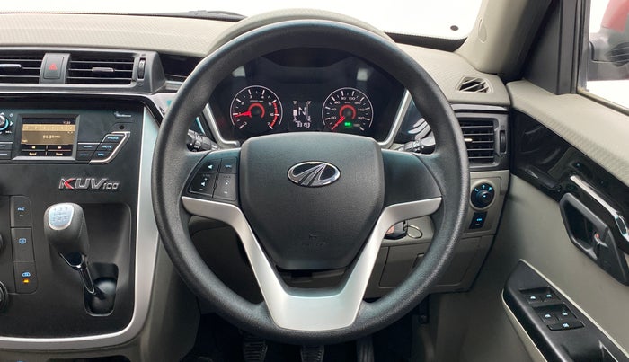 2016 Mahindra Kuv100 K8 6 STR, Petrol, Manual, 33,233 km, Steering Wheel Close Up