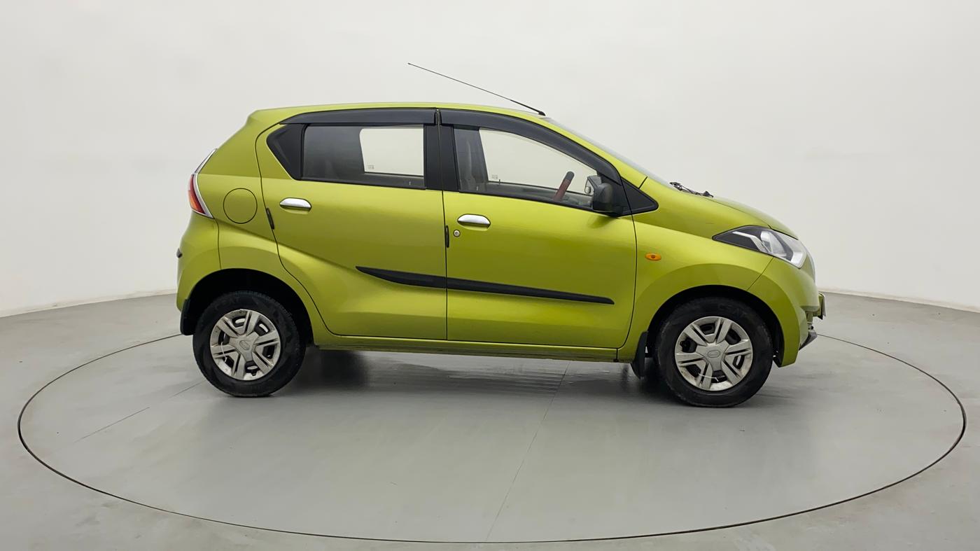 2016 Datsun Redi Go S, Petrol, Manual, 23,638 km, Right Side View