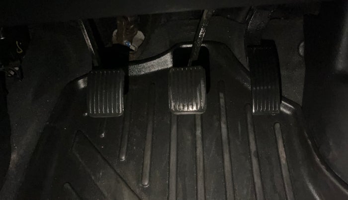 2015 Hyundai Grand i10 SPORTZ 1.2 KAPPA VTVT, Petrol, Manual, 23,597 km, Pedals