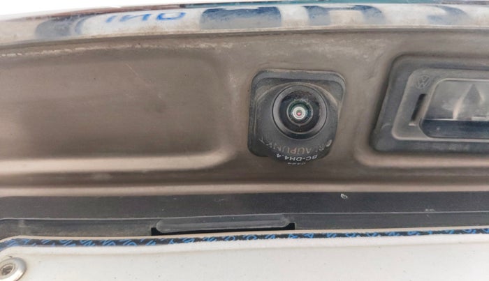 2016 Volkswagen Vento HIGHLINE 1.5 AT, Diesel, Automatic, 86,836 km, Parking Camera