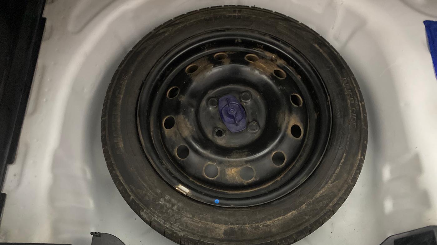 2018 Maruti Swift VXI, Petrol, Manual, 24,164 km, Spare Tyre