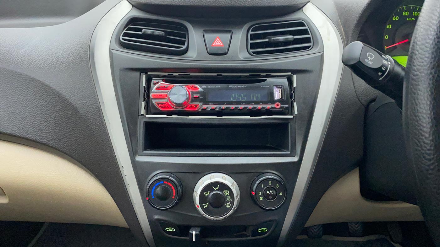 2013 Hyundai Eon ERA PLUS, Petrol, Manual, 61,733 km, Air Conditioner
