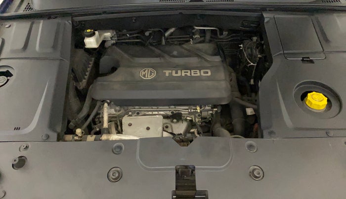 2020 MG HECTOR PLUS SHARP 1.5 PETROL TURBO HYBRID MT 6-STR, Petrol, Manual, 70,261 km, Engine View