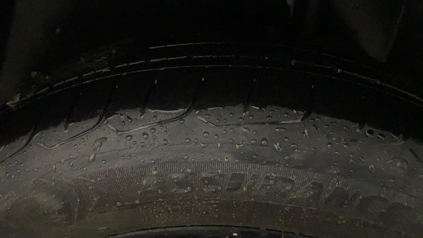 2020 MG HECTOR PLUS SHARP 1.5 PETROL TURBO HYBRID MT 6-STR, Petrol, Manual, 70,261 km, Left Rear Tyre Tread