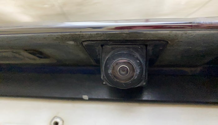 2020 MG HECTOR PLUS SHARP 1.5 PETROL TURBO HYBRID MT 6-STR, Petrol, Manual, 70,261 km, Parking Camera