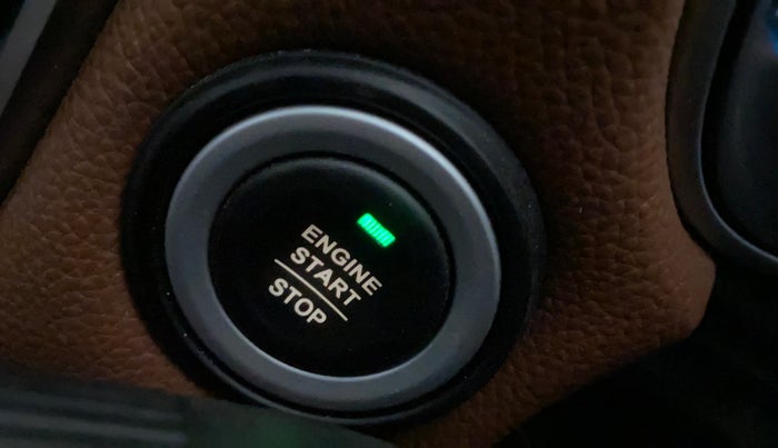 2020 MG HECTOR PLUS SHARP 1.5 PETROL TURBO HYBRID MT 6-STR, Petrol, Manual, 70,261 km, Keyless Start/ Stop Button