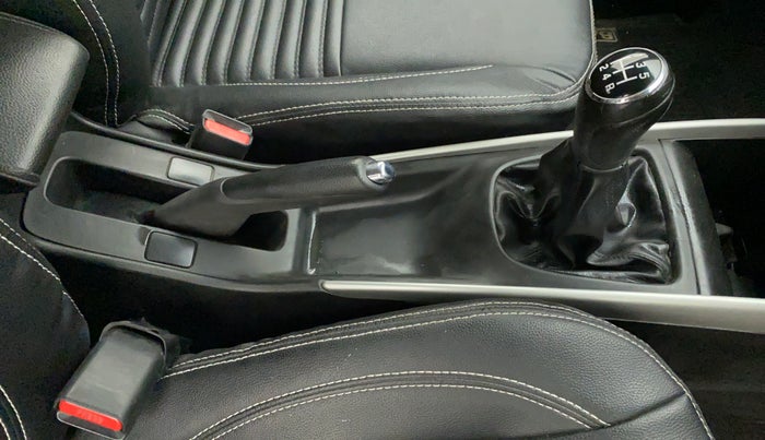 2017 Maruti Baleno DELTA PETROL 1.2, Petrol, Manual, 95,168 km, Gear Lever