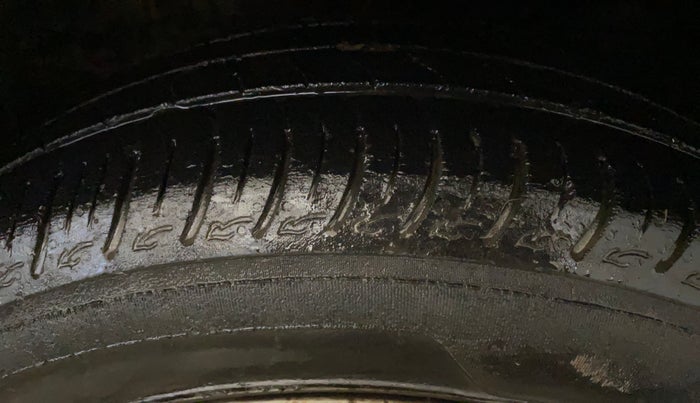 2021 Maruti Baleno SIGMA PETROL 1.2, Petrol, Manual, 66,324 km, Right Front Tyre Tread
