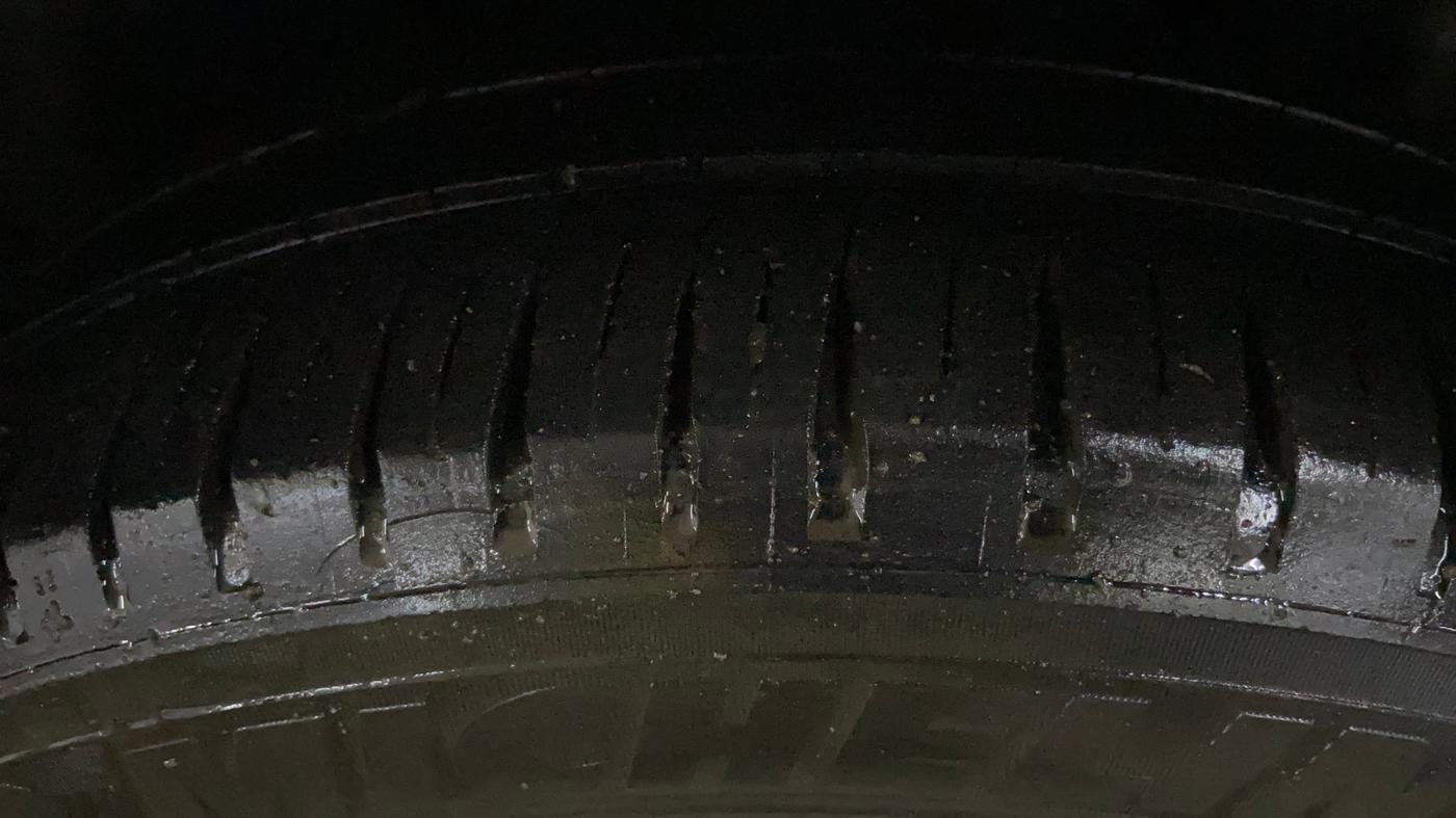 2014 Maruti Swift VXI, Petrol, Manual, 1,38,009 km, Left Rear Tyre Tread