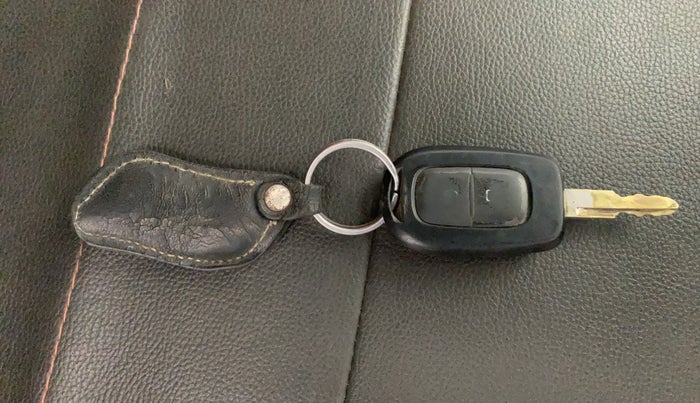 2019 Datsun Redi Go T (O), Petrol, Manual, 99,913 km, Key Close Up