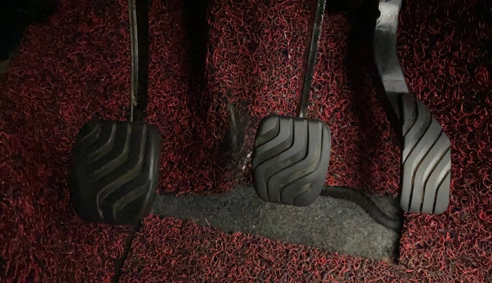 2019 Datsun Redi Go T (O), Petrol, Manual, 99,913 km, Pedals