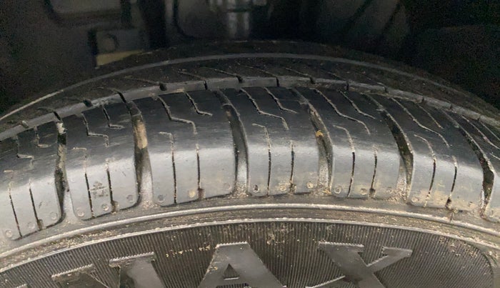 2019 Datsun Redi Go T (O), Petrol, Manual, 99,913 km, Left Front Tyre Tread