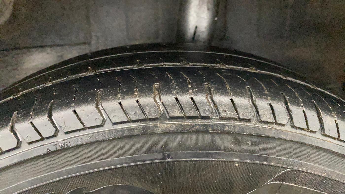 2019 Datsun Redi Go T (O), Petrol, Manual, 99,913 km, Left Rear Tyre Tread