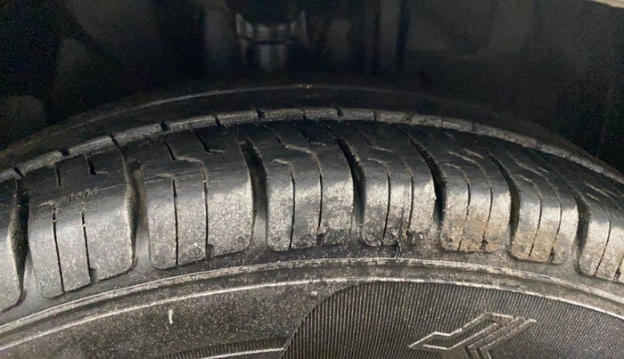 2019 Datsun Redi Go T (O), Petrol, Manual, 99,913 km, Right Front Tyre Tread