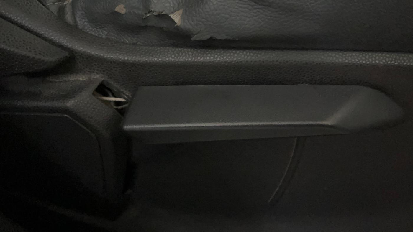 2014 Ford Ecosport TITANIUM 1.5L PETROL AT, Petrol, Automatic, 90,806 km, Driver Side Adjustment Panel