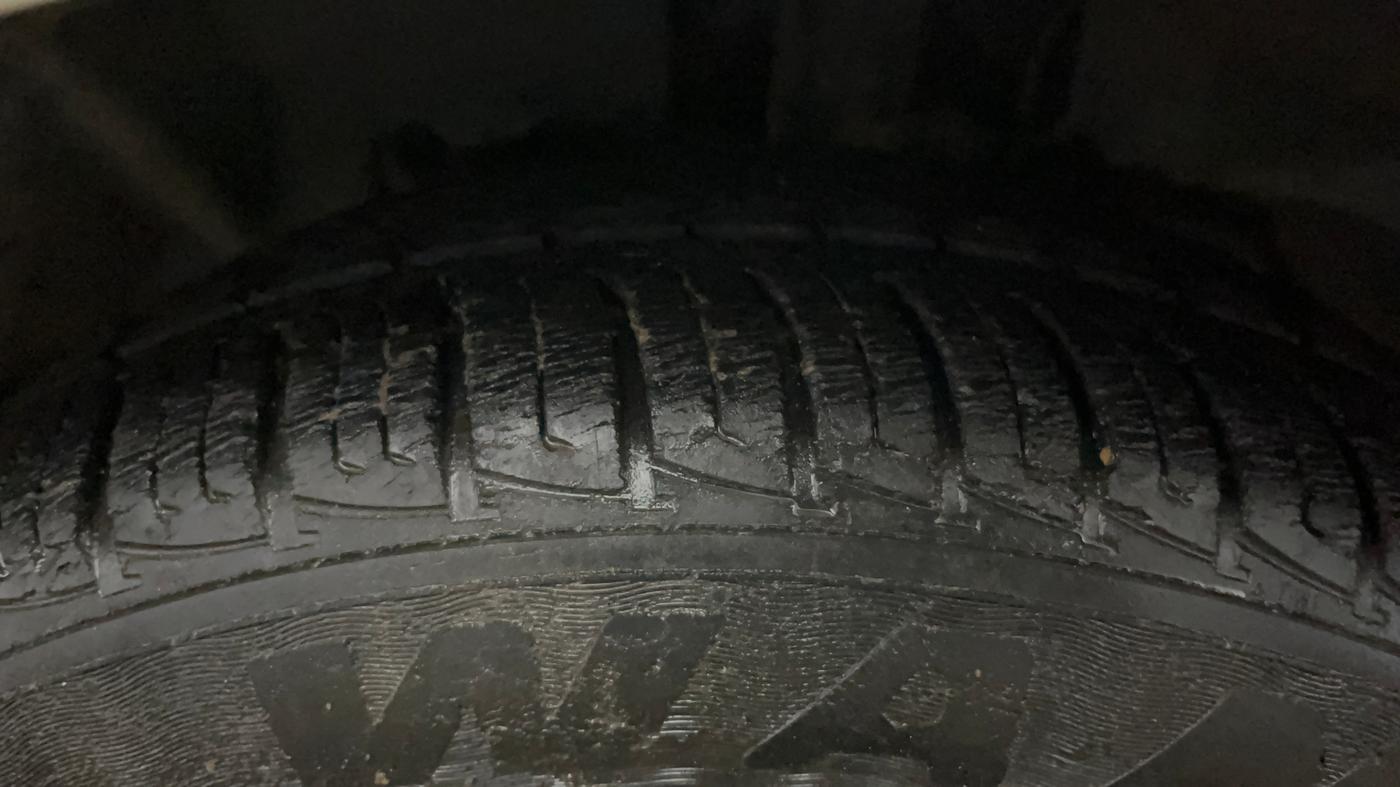 2014 Ford Ecosport TITANIUM 1.5L PETROL AT, Petrol, Automatic, 90,806 km, Left Front Tyre Tread