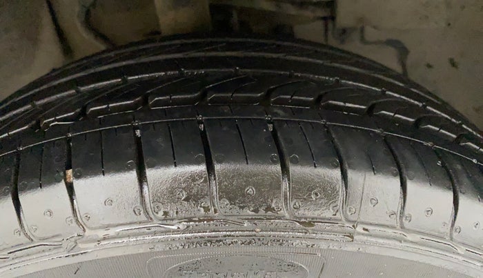 2018 Tata NEXON XZ PETROL, CNG, Manual, 73,283 km, Right Front Tyre Tread