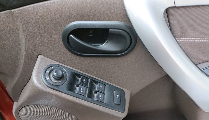 2019 Renault Duster RXS PETROL, Petrol, Manual, 56,297 km, Driver Side Door Panels Control