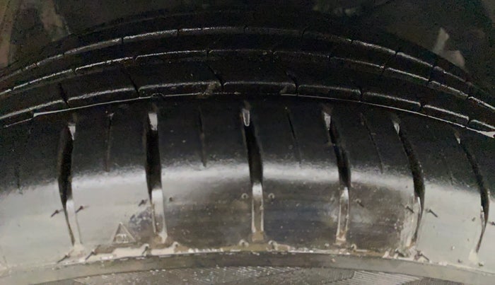 2019 Toyota Glanza V CVT, Petrol, Automatic, 27,730 km, Left Rear Tyre Tread
