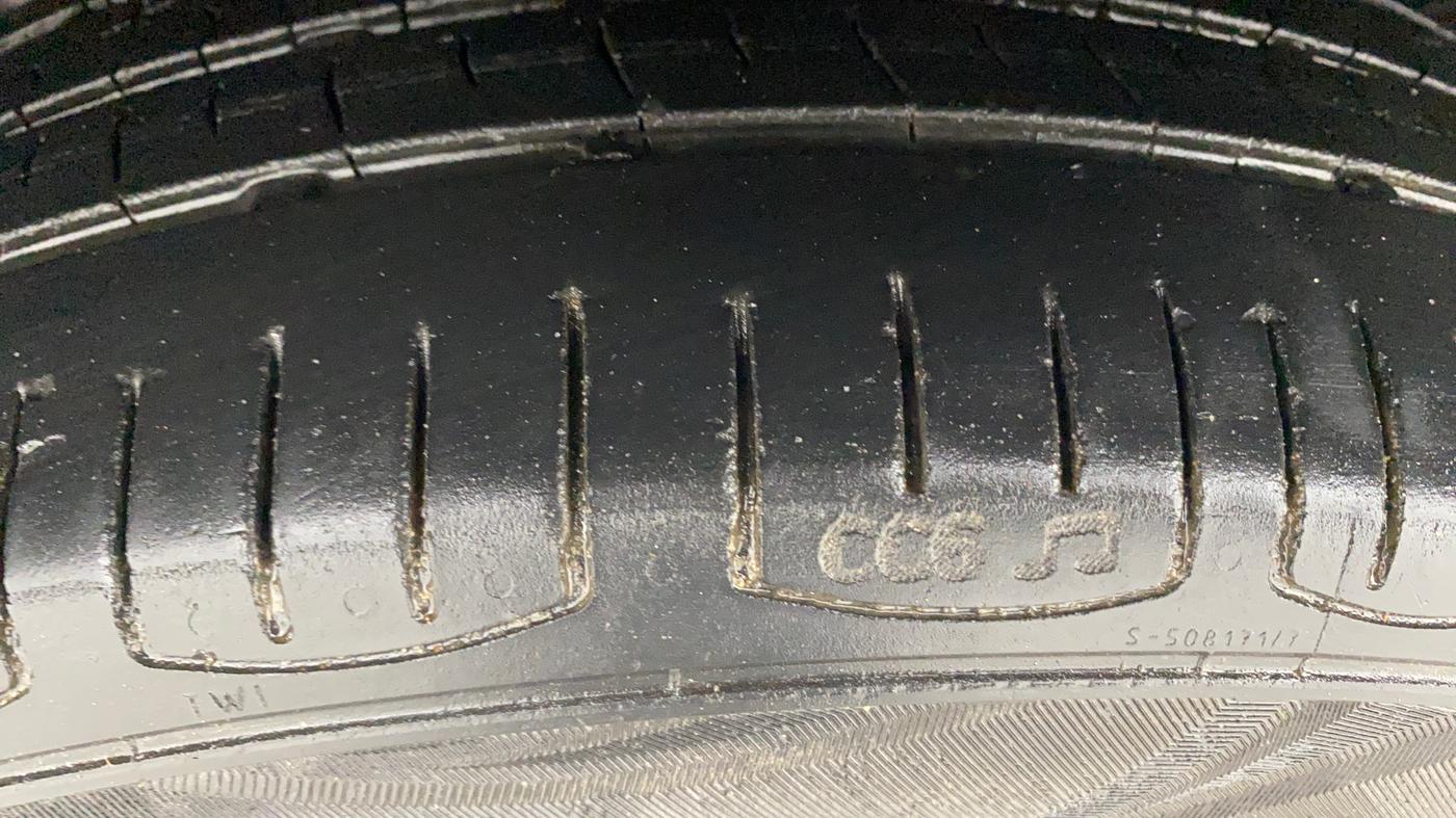 2020 Honda Amaze 1.5L I-DTEC S, Diesel, Manual, 61,179 km, Left Front Tyre Tread